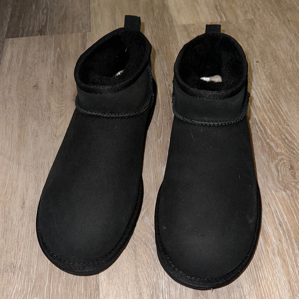 UGG ULTRA MINI